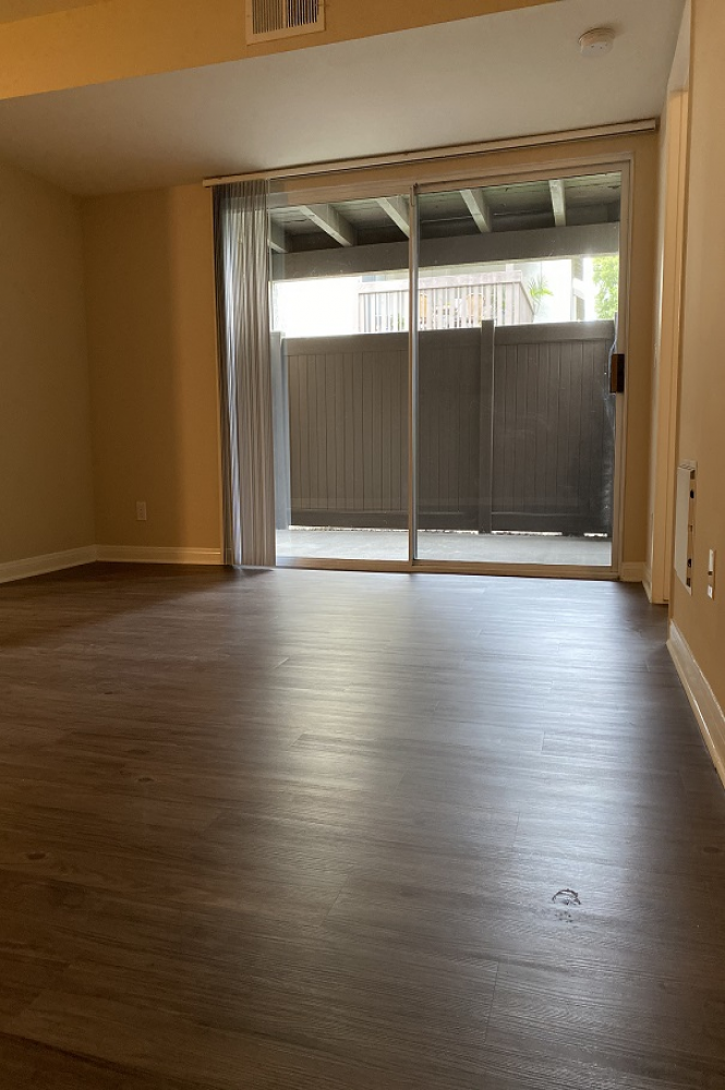 Thank you for viewing our 2x2 bedroom empty 5 at Rose Pointe Apartments in the city of Fullerton.